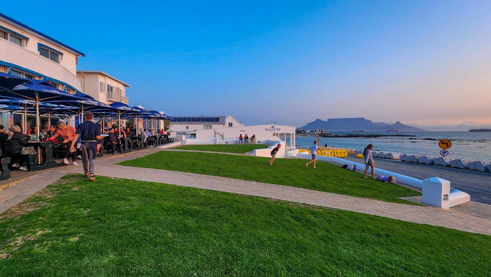 The Blue Peter Hotel Bloubergstrand Dış mekan fotoğraf