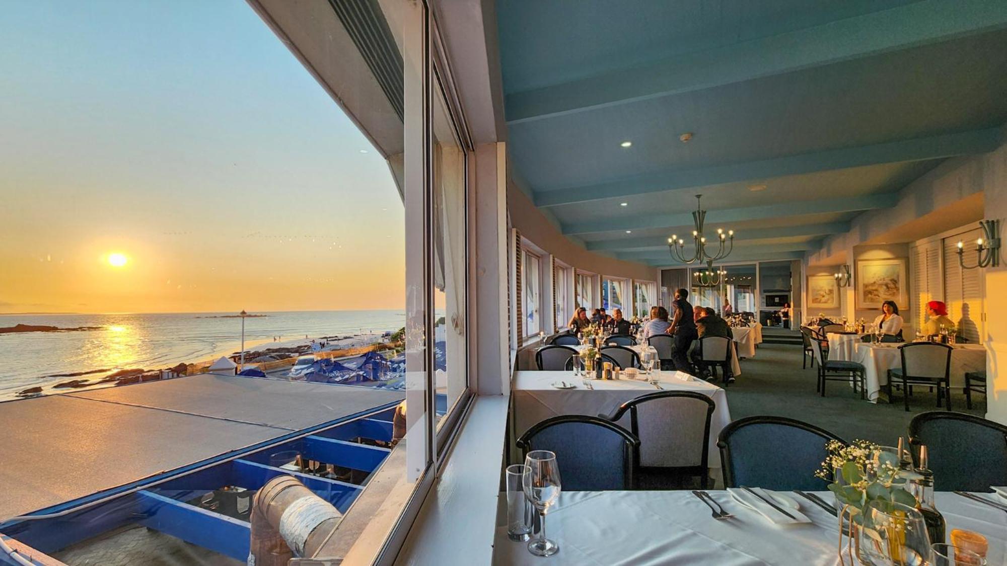 The Blue Peter Hotel Bloubergstrand Dış mekan fotoğraf