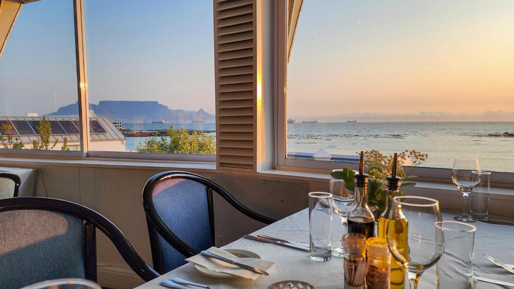 The Blue Peter Hotel Bloubergstrand Dış mekan fotoğraf