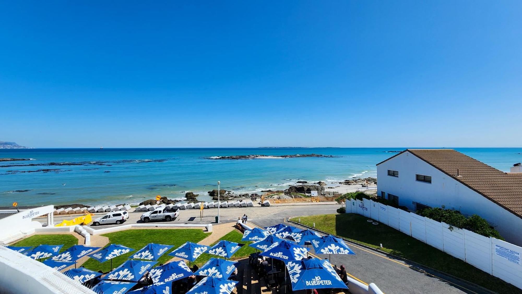 The Blue Peter Hotel Bloubergstrand Dış mekan fotoğraf