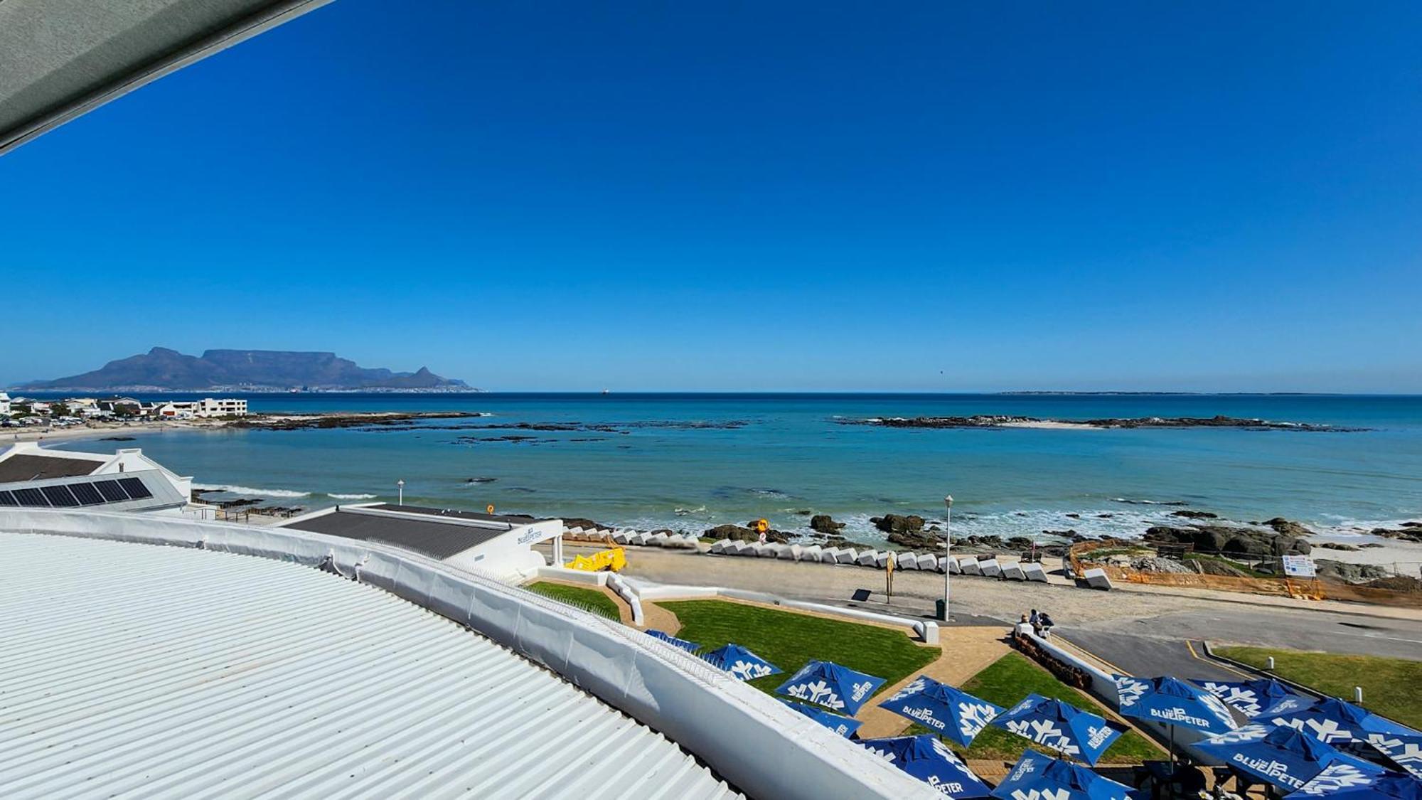 The Blue Peter Hotel Bloubergstrand Dış mekan fotoğraf