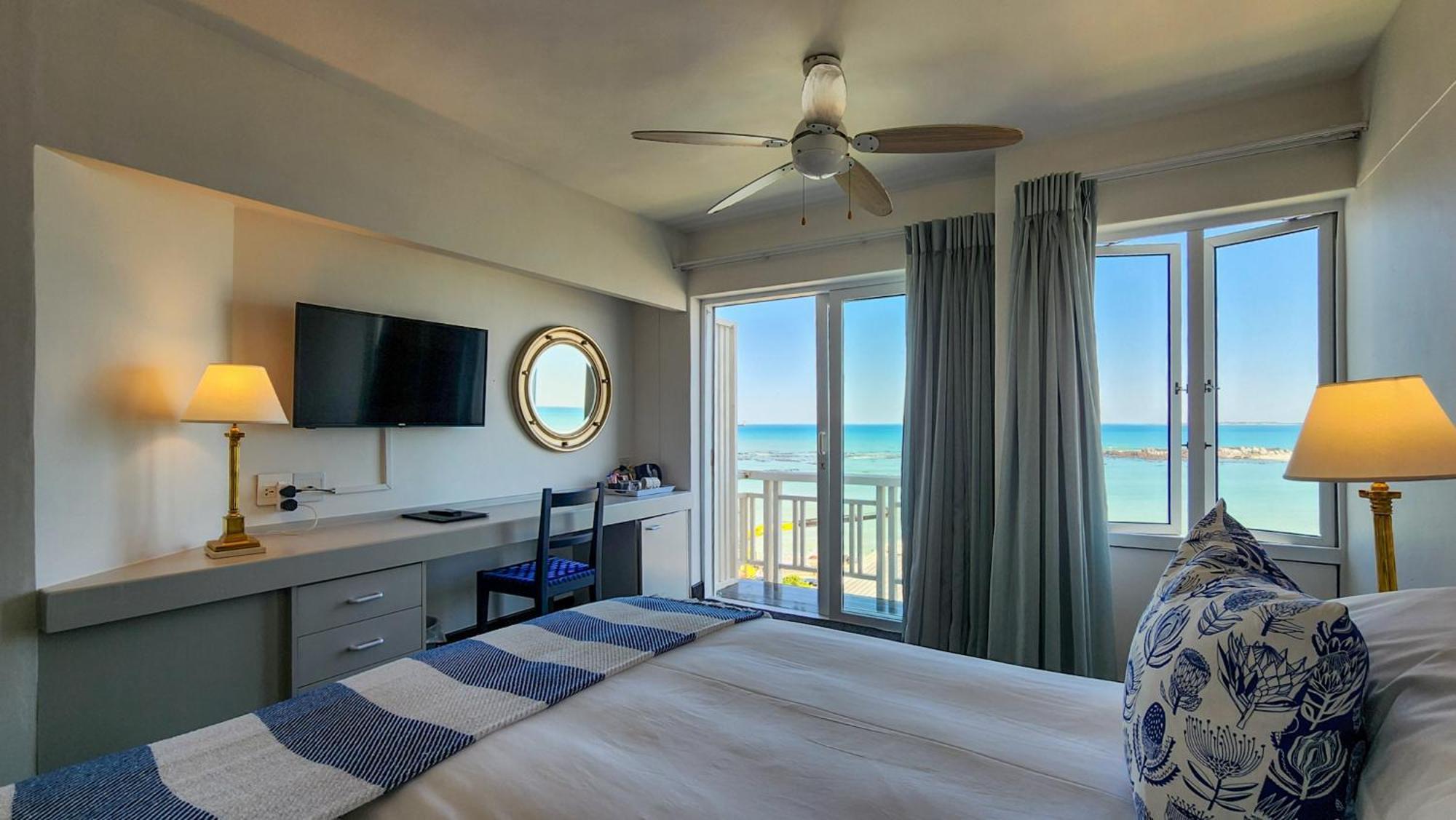 The Blue Peter Hotel Bloubergstrand Dış mekan fotoğraf