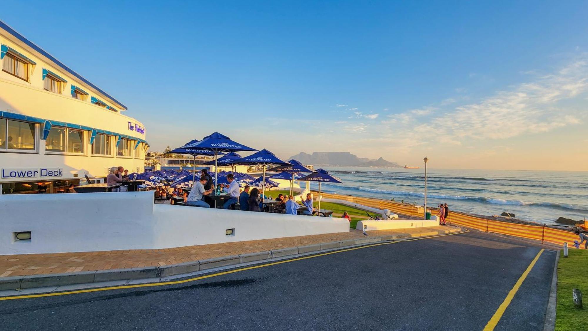 The Blue Peter Hotel Bloubergstrand Dış mekan fotoğraf