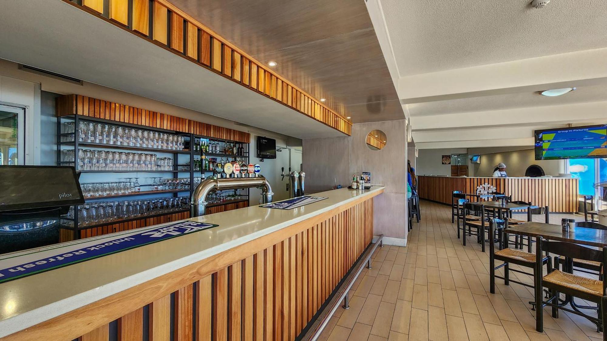 The Blue Peter Hotel Bloubergstrand Dış mekan fotoğraf